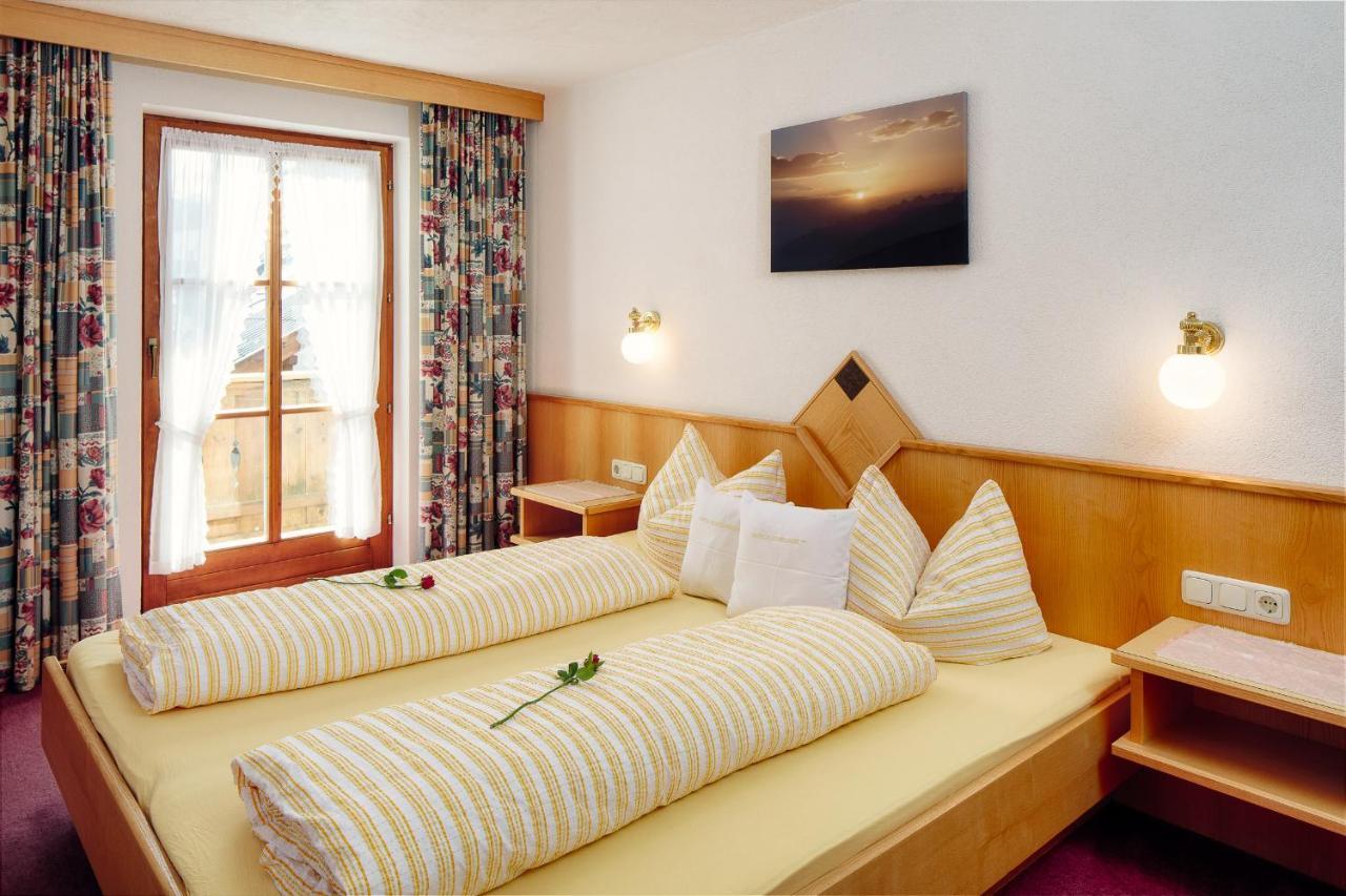 Hotel Appartement Platzergasse Фис Экстерьер фото